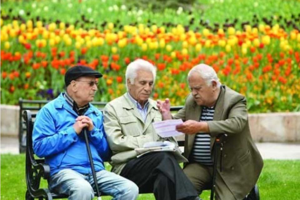 هشدار ؛ ایران سرای سالمندان می‌شود